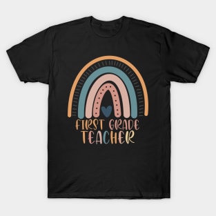 Boho Rainbow First Grade Teacher Kinder Back to School T-Shirt